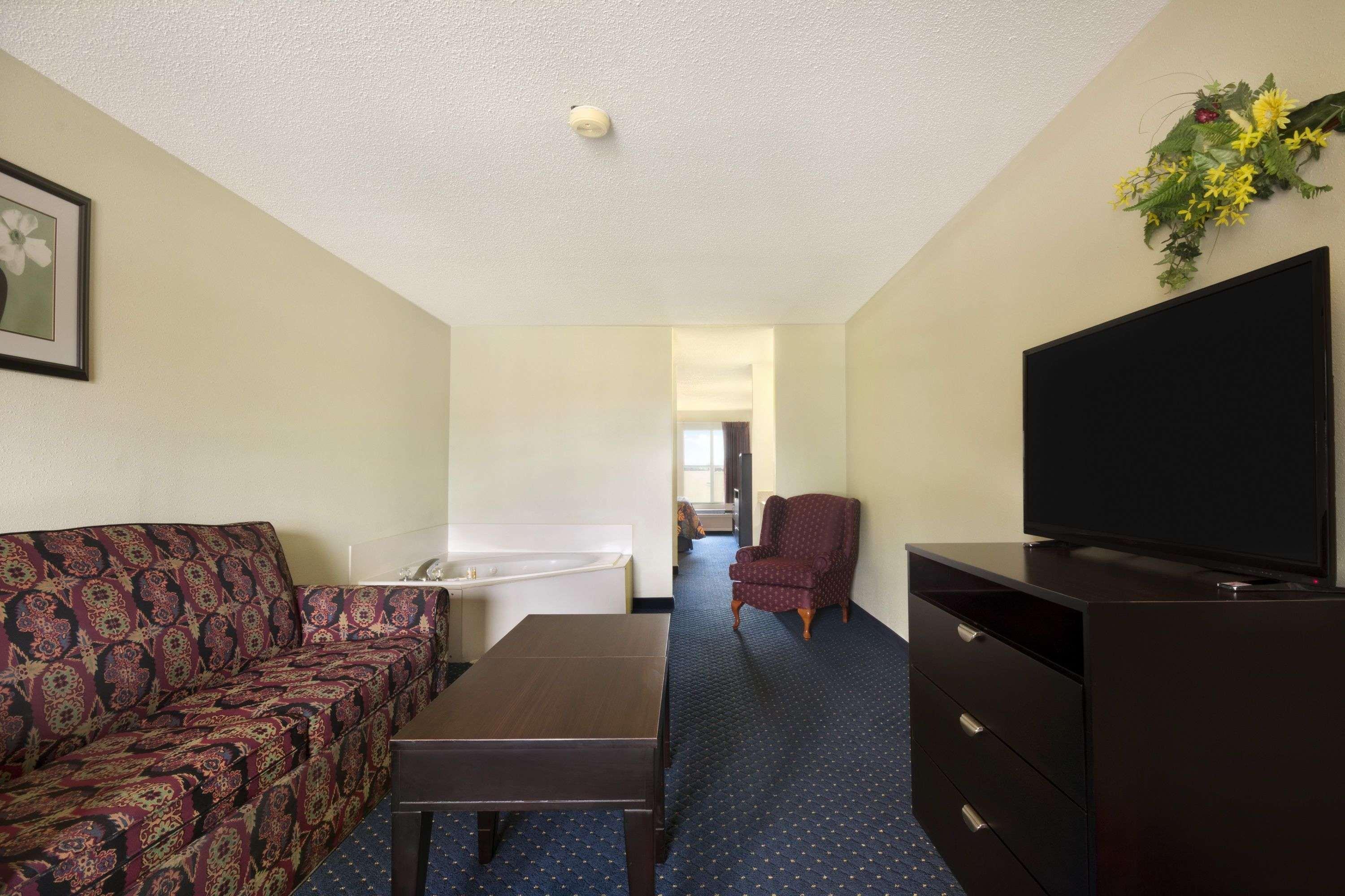 Days Inn By Wyndham Alma Extérieur photo