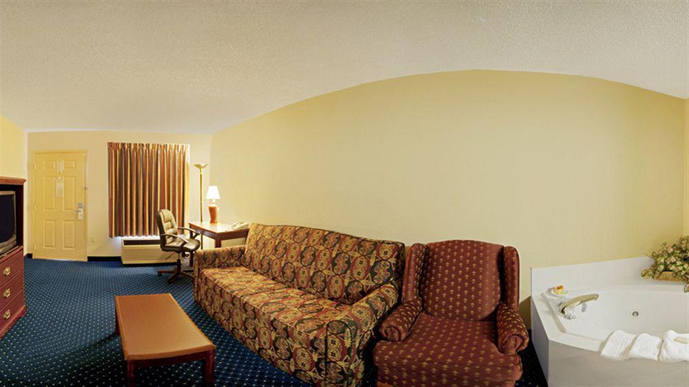 Days Inn By Wyndham Alma Extérieur photo